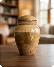 Wooden Urn - Pet Urns for Dogs/Cats Ashes, Decorative Wooden Urn for Ashes - Man