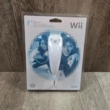 Brand New SEALED Authentic Original Nintendo Wii Remote Nunchuck Controller OEM