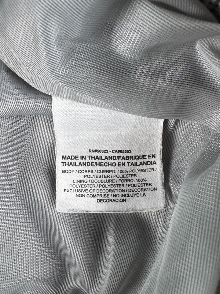 Pantalones Cortos Nike Hombres Grandes Plata Malla Baloncesto Deslumbramiento Atlético Brillante Sedoso y2k Foto 4 de 4