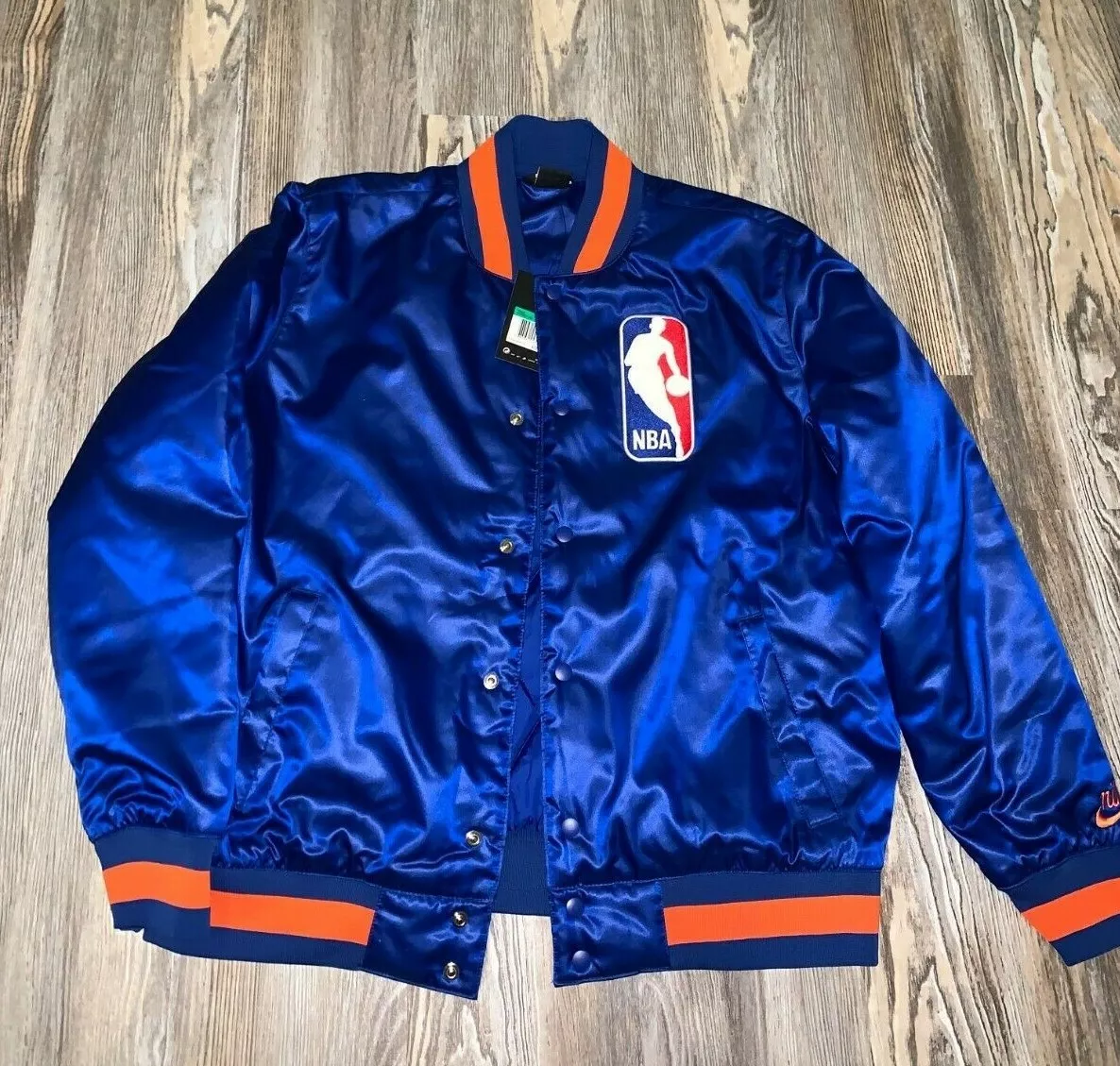 Nike SB NBA New York Knicks Colors Men's XLarge Satin Bomber Jacket AH3392-495