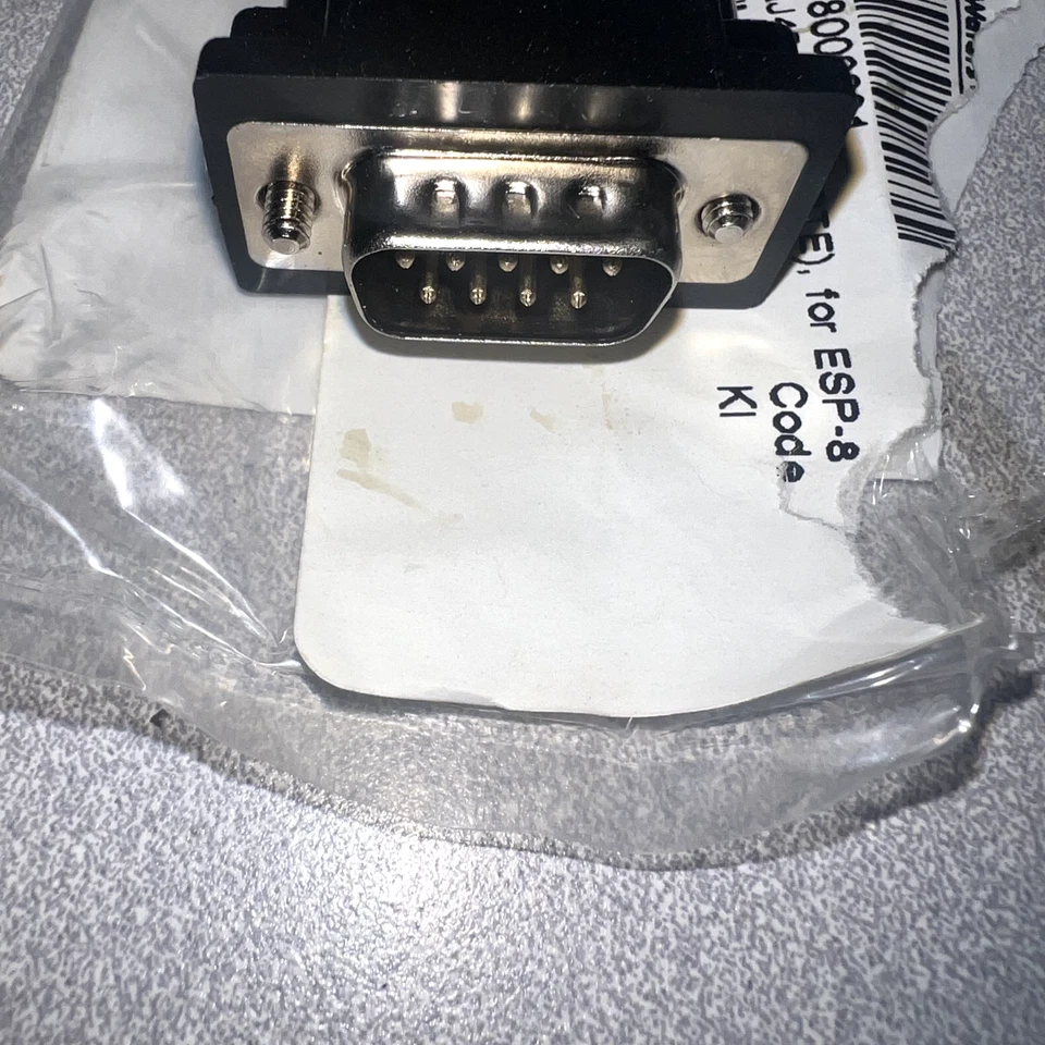 Avocent 210094 Rj45 to Db9m Dte Connector for Esp-8 Waters NEW - Image 3 of 3