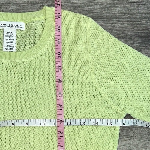 Suéter De Colección Banana Republic Lana Merino Extra Fina Talla Pequeña Verde Lima Italiano - Imagen 9 de 10