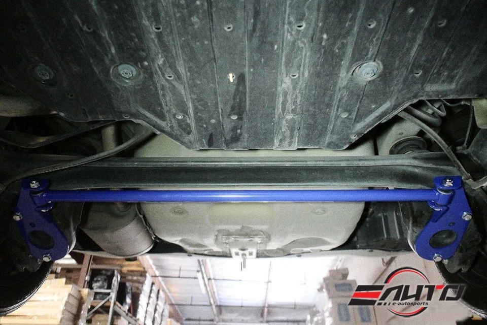 Barra de soporte de viga de torsión inferior trasera MEGAN para Honda Fit 15-19 GK Foto 2 de 2