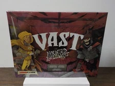 Y C0830 Leder Games "Vast - The Haunted Hallways" Base Set Game (NEW) (Box Dmg)