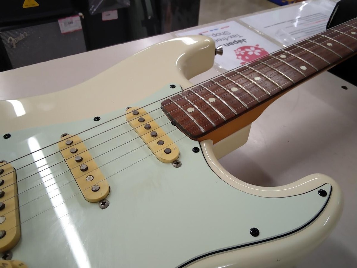 Fender Japan Stratocaster ST62-70TX Electric Guitar Crafted