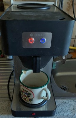 Hendi 208533  Kaffeemaschine Kaffeeautomat ohne Kanne