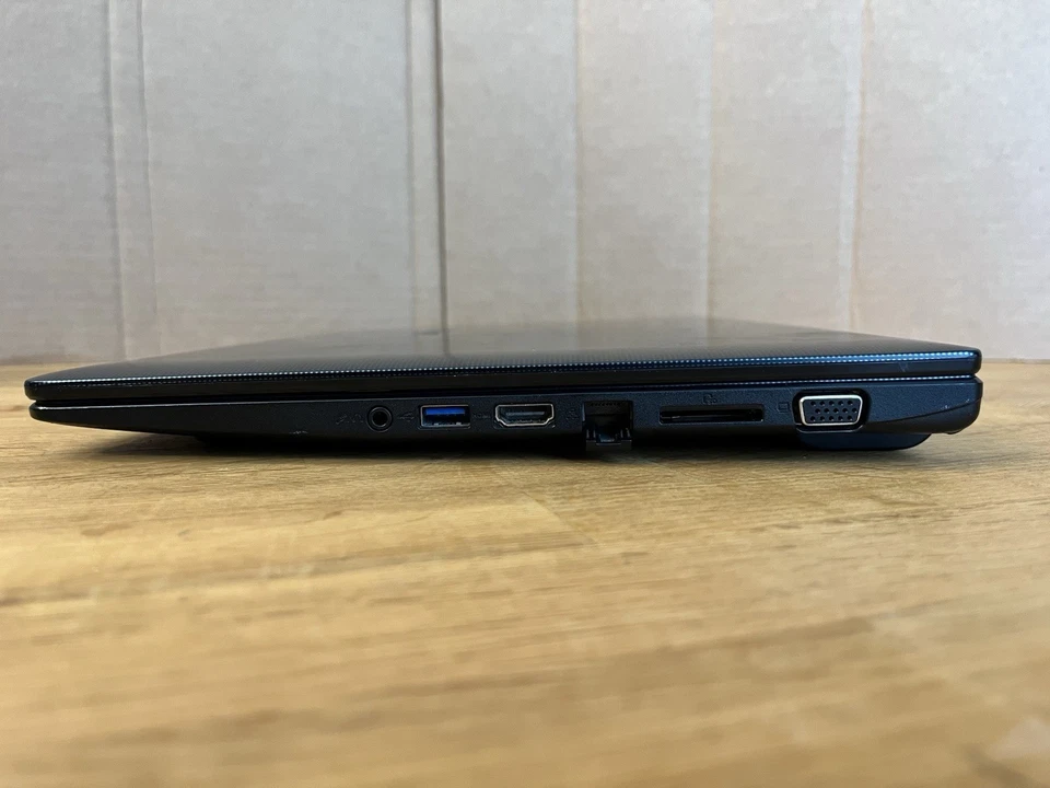 Asus X501A 15.6" HD Laptop Intel for parts or repair - Image 3 of 4