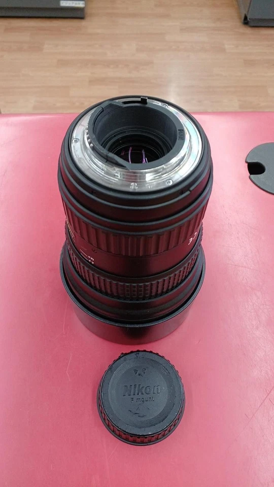 Lente zoom gran angular TOKINA SD 16-28MM F2.8 IF FX - Imagen 3 de 3