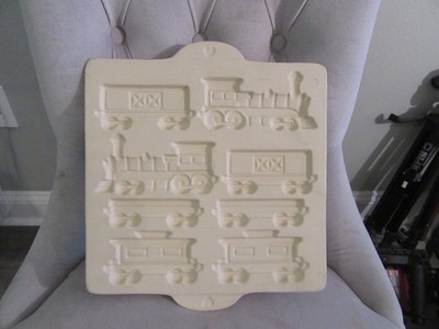 Pampered Chef Vintage '98 Family Heritage Hometown Ginger Bread Cookie Train Pan
