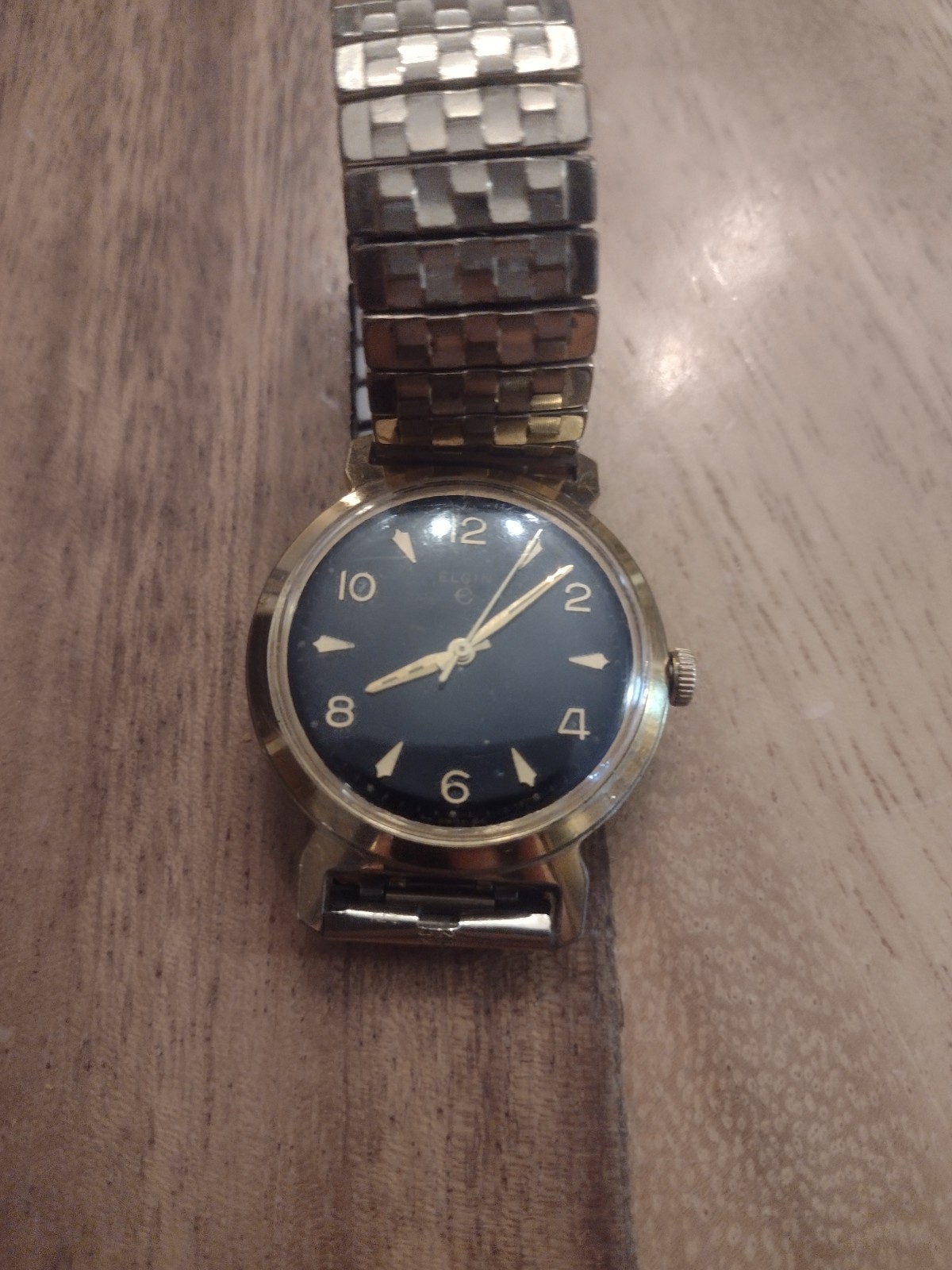 VTG ELGIN MEN'S INCABLOC BLK DAIL MECHANICAL CIRCA 1970's AUTO. WIND SWISS MADE