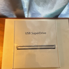 Apple USB SuperDrive USB External CD/DVD Optical Drive A1379 MD564LL/A