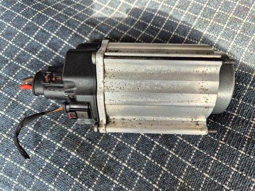 Skoda Octavia Combi 1Z5 Lenkgetriebe Servomotor 1K0 909