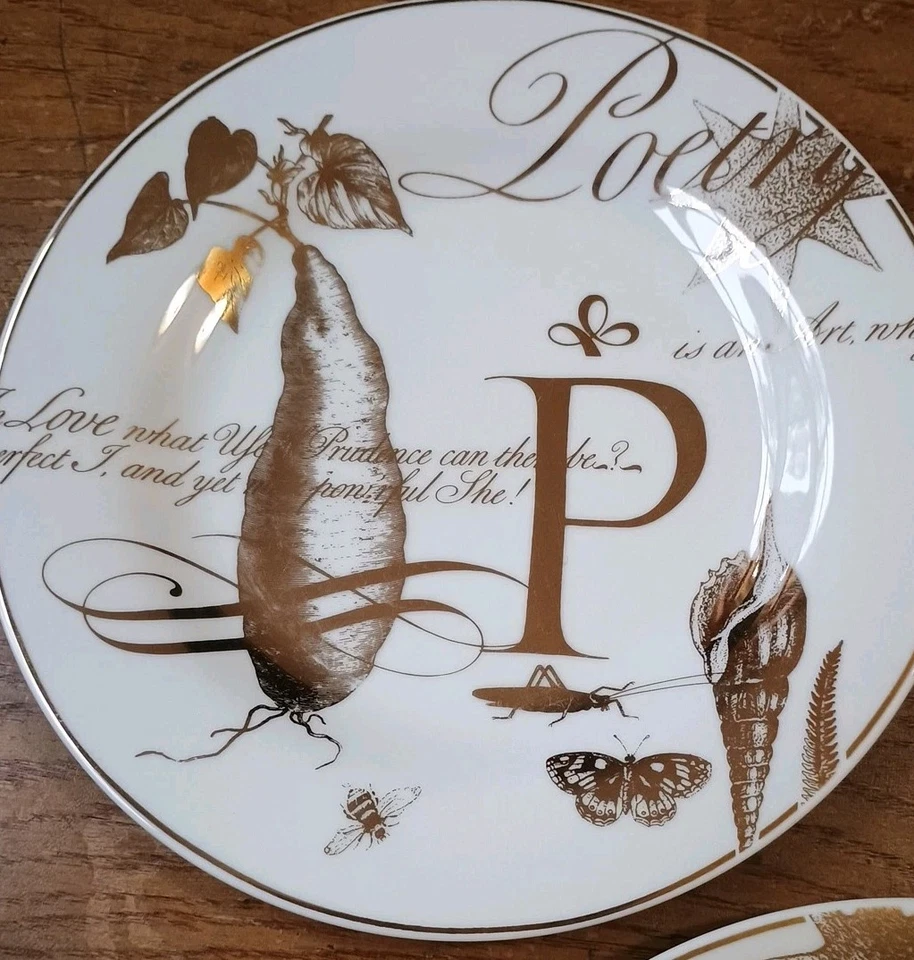 Platos de postre/ensalada Pottery Barn blancos con poesía dorada placer risa Foto 4 de 4