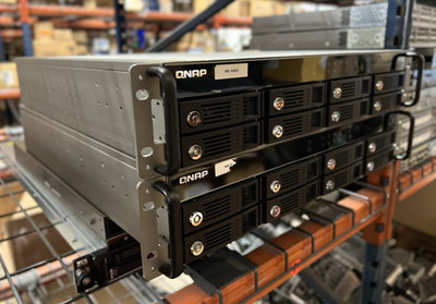 QNAP TS-809U 8 Bay NAS + Rack Ears-No HDD/Power Cord