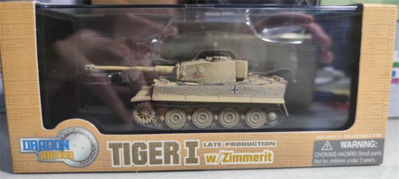 Dragon 1/72 for Henschel Sd.Kfz.181 Tiger I w/Zimmerit