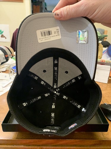 Las Vegas Raiders New Era 39Thirty “NFL Striped Front Collection” Flex Fit S/M - Picture 5 of 5