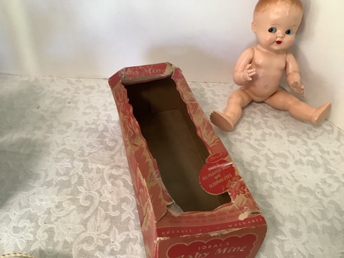 Muñeca vintage década de 1950 Ideal Baby Mine con caja original - Imagen 2 de 10