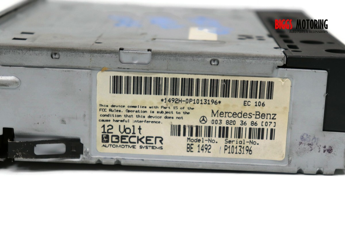 1995-1998 Mercedes Benz R129 SL320 Radio Stereo Cassette Player W
