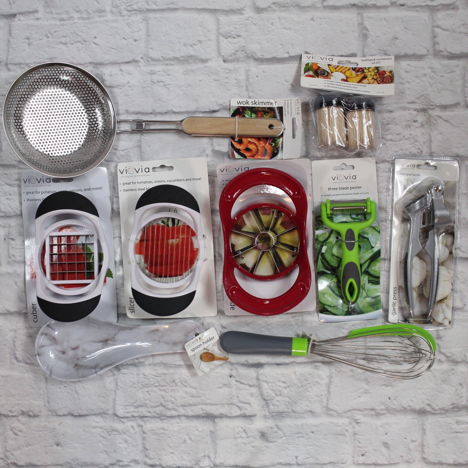 Viovia Kitchen Gadget Bundle, 9 Pieces, Slicers/Cuber/Peeler/Garlic Press & More-image