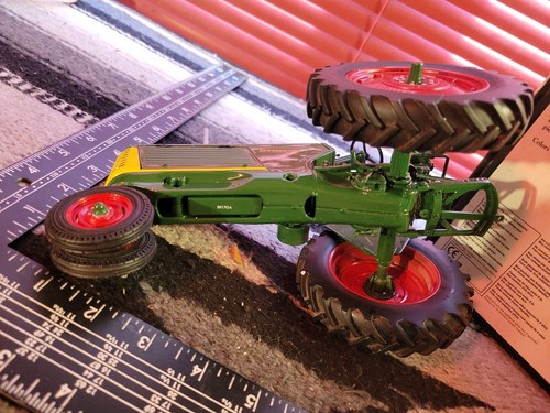 Ertl Oliver Row Crop 77 1/16 Diecast Farm Tractor Replica Collectible - Picture 11 of 11