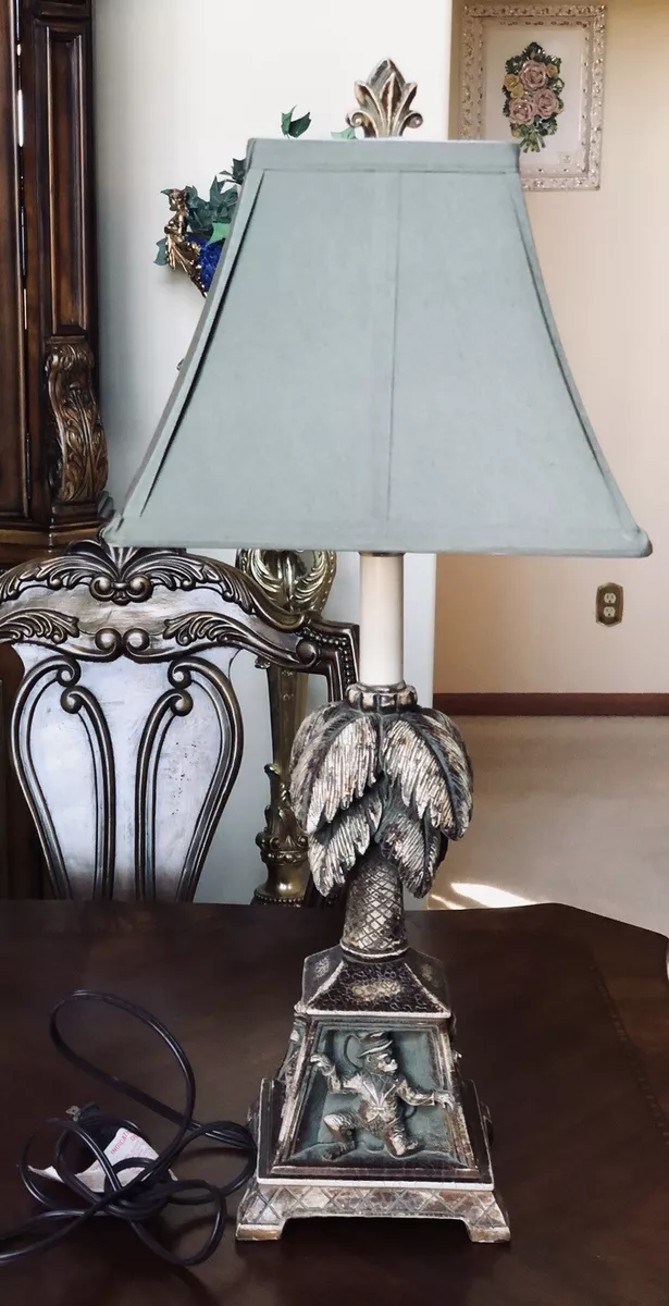 Table hotsell lamp banana