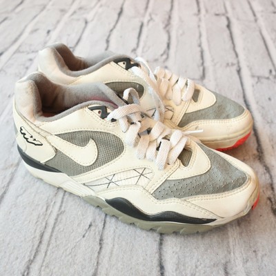 nike air trainer tw