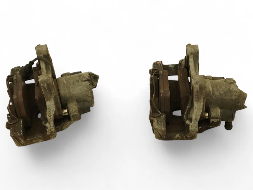 Juego de 2 pinzas freno Audi Tt Mk1 2000-2002 con pastillas delanteras izquierda derecha OEM Foto 3 de 4