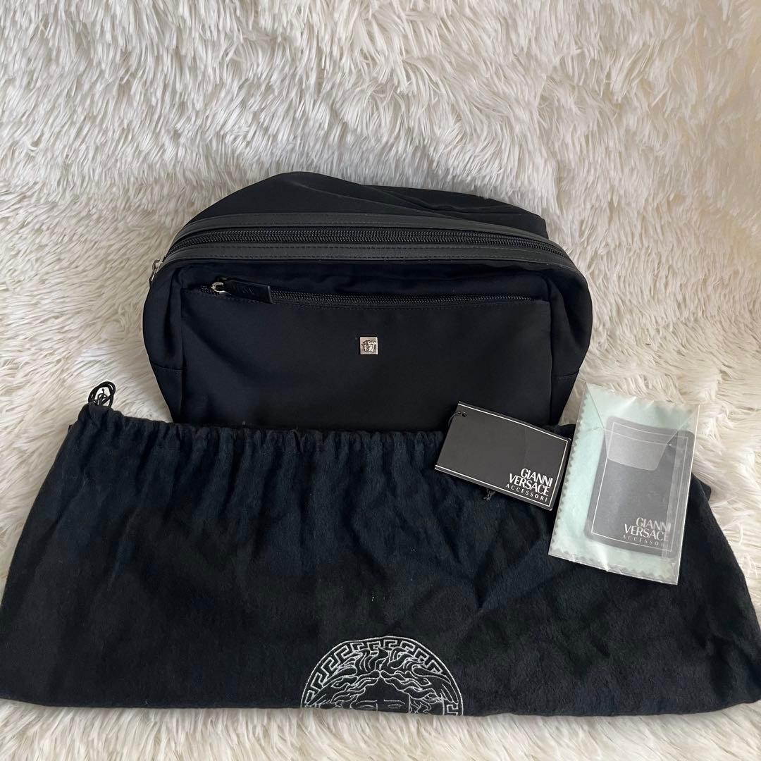 Versace VERSACE Second Bag Black with Dust Bag Used thumbnail 2