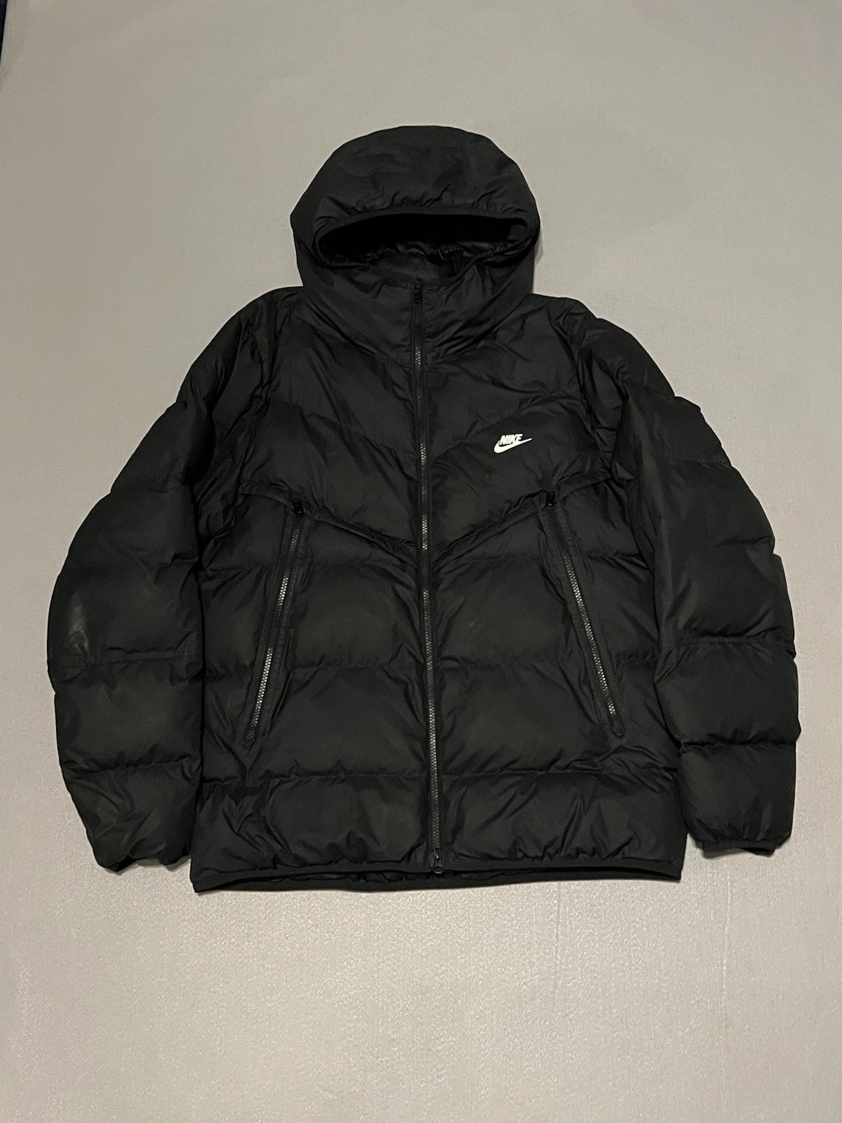 Nike Black Storm-FIT Windrunner PrimaLoft Hooded Puffer Jacket Men’s Size L
