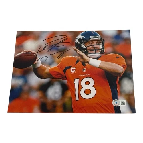 Peyton Manning Signed 8x10 Photo Beckett COA Authentic Autograph Denver Broncos