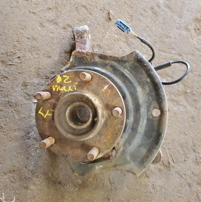 2000-2004 Nissan Maxima Infiniti I30 I35 Front Left Driver Spindle Knuckle OEM