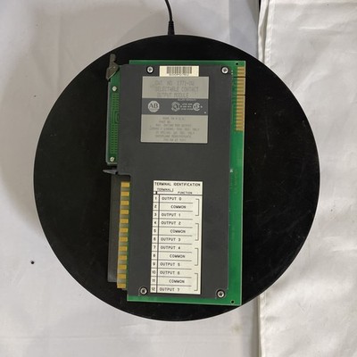 Allen-Bradley 1771-OW Selectable Contact Output Module 8-Point Relay PLC-5 1771