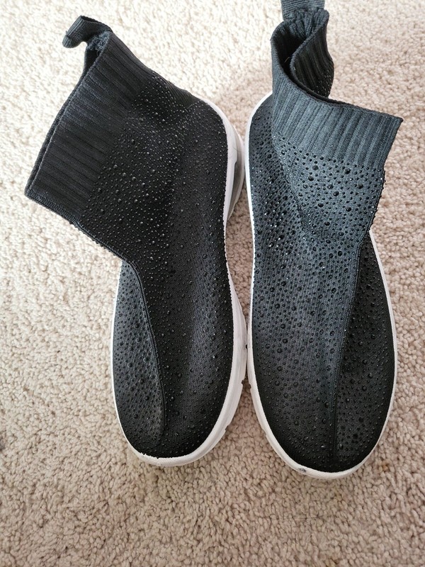Women's 10 Stretch Black Slip-On Ankle Sneakers