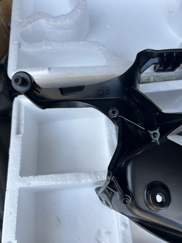 12 13 14 15 DUCATI 1199 1299 899 1199S 1299R Front Upper Fairing Stay Bracket - Picture 5 of 6