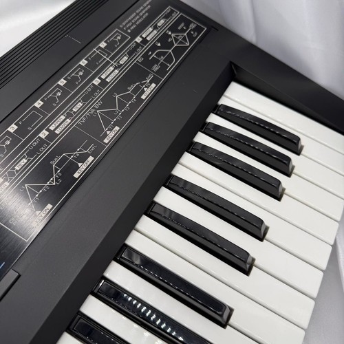 Roland D-50 cyfrowy 61-klawiszowy syntezator klawiatury potwierdzony - Zdjęcie 6 z 20