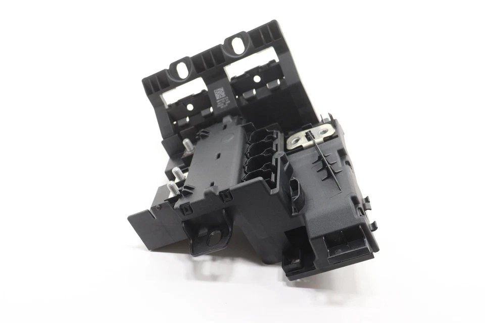 2018 - 2021 BMW X3 G01 REAR TRUNK POWER DISTRIBUTOR JUNCTION POINT OEM 6841701 - Image 3 of 4