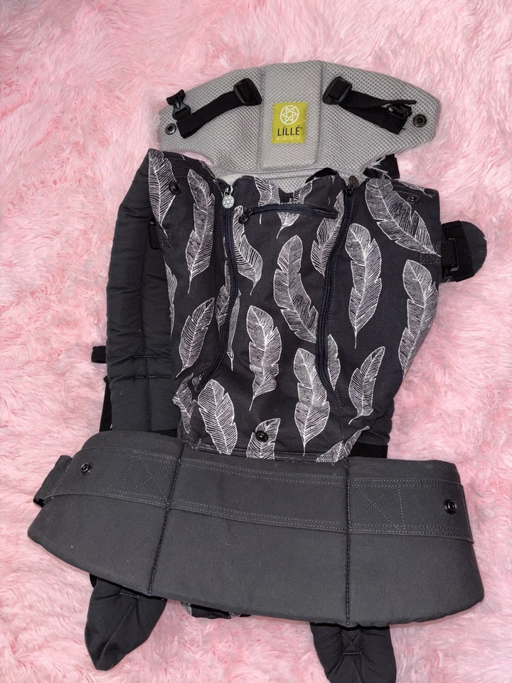 ¡LIGERAMENTE USADO! Portabebés Lillebaby Completo Todas las Temporadas - Ligero como una Pluma Foto 2 de 4