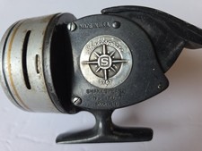 FISHING REEL Shakespeare 1767 Model ED Spin Cast Made In USA Works