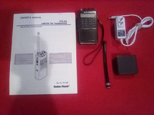 Radio Shack HTX-202 Amateur Radio Two Meter Handi-Talkie (Working)