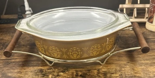 vintage Pyrex glass lid casserole dish 043 1.5 quart 1-1/2 qt. REGENCY cradle &