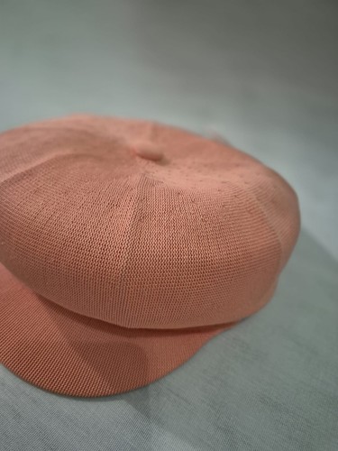 Kangol Authentic Unisex Peach Tropic Spitfire Cap Size S - Picture 2 of 10