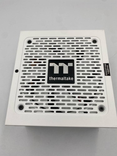 Thermaltake Toughpower GF A3 Snow Edition 1050W (NON-FUNCTIONAL) - Photo 2/7