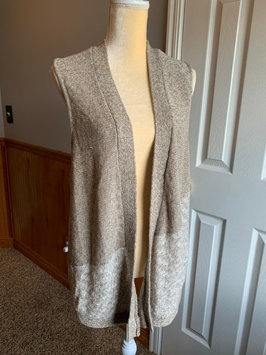 NWT Chicos Womens 2 Tan Knit Vest Open 