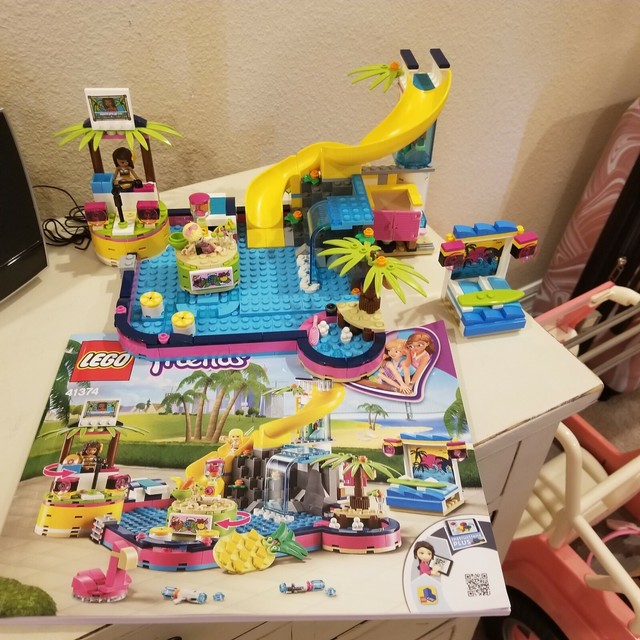 41374 lego friends