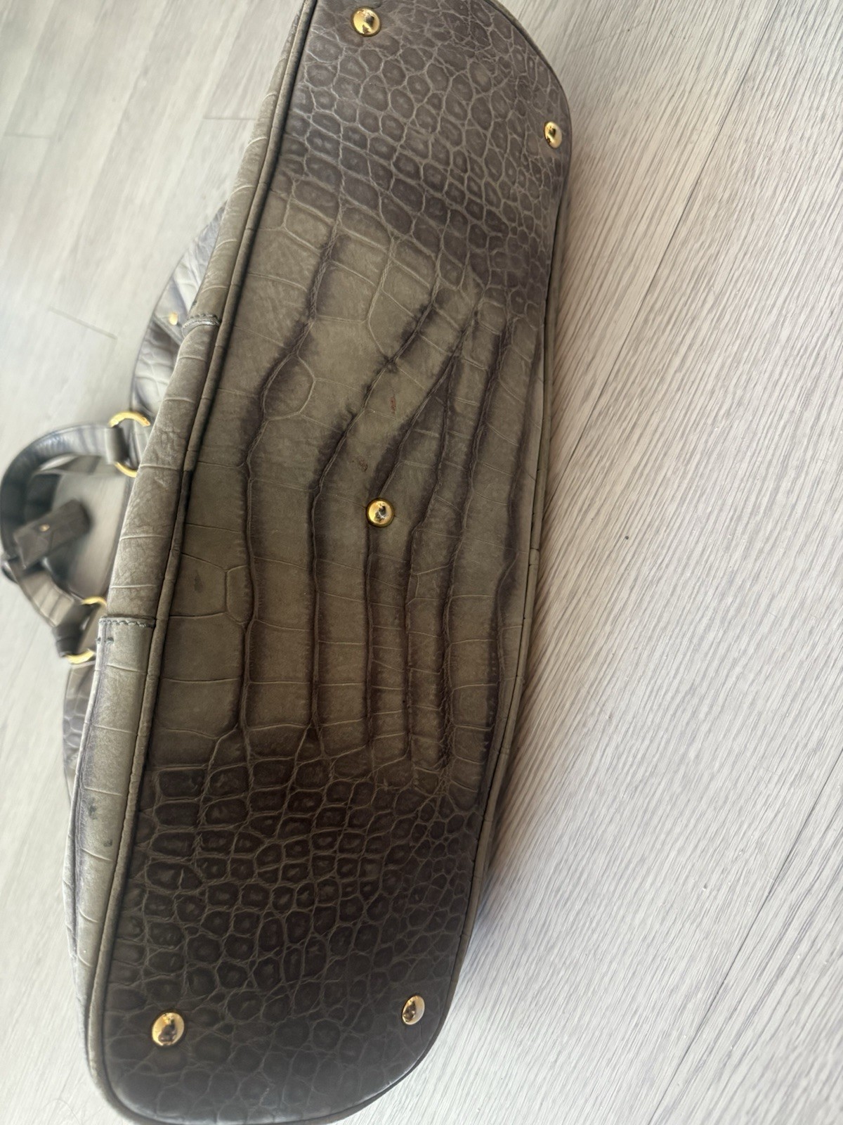 SAINT LAURENT Borsa a mano grande YSL M in pelle scamosciata croc goffrata con pelle