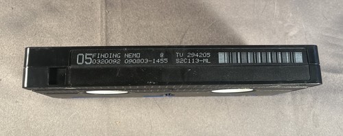 Disney/Pixar - Finding Nemo (Clamshell VHS 2003) Great Condition - Free Shipping - Picture 13 of 15