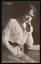 Postcard actress Dorrit Weixler seductive with elegant necklace 