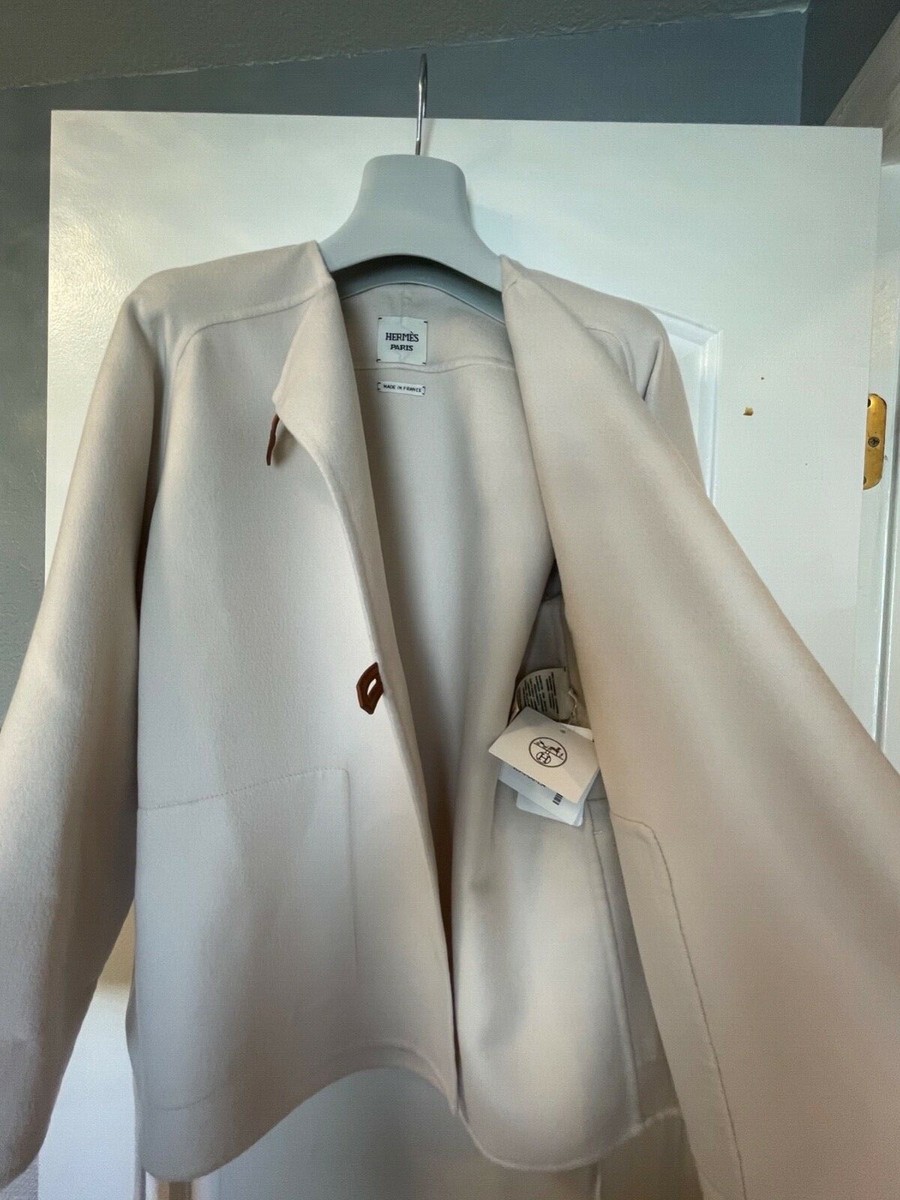 【名品図鑑】1999s Hermes cashmere over coat Embroidered cashmere cape with leather detail | Hermès