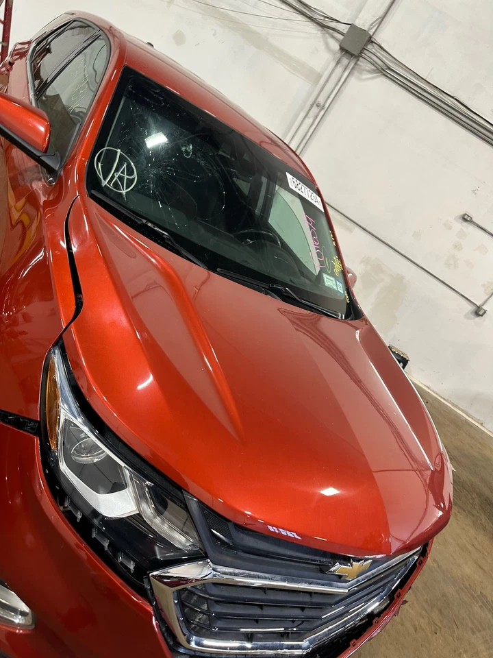 Used Hood fits: 2020 Chevrolet Equinox 1.5 Grade C Foto 2 de 4