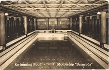 New York Swimming Pool Motorship Bermuda Passenger Liner Vintage Postcard
